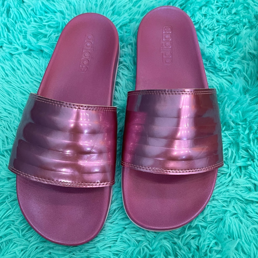 Metallic Pink Adidas Slides💗